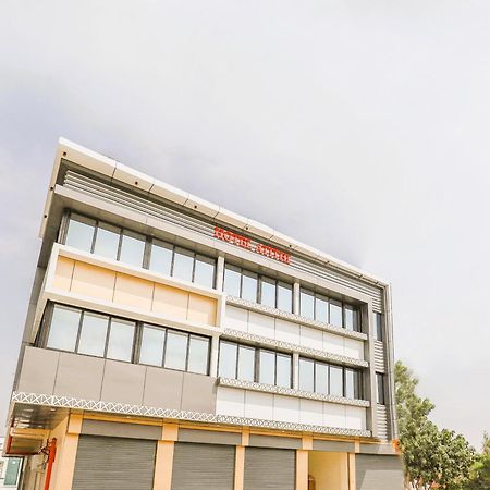Stayguru Hotel Atithi 普杰 外观 照片