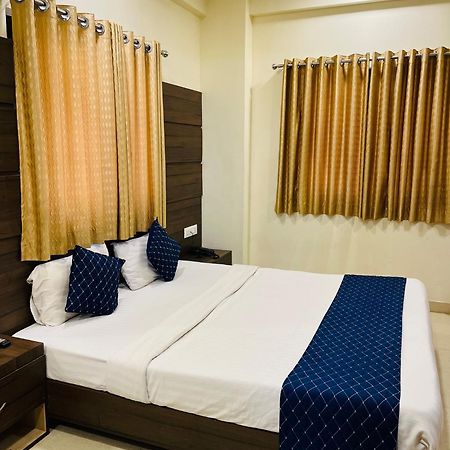 Stayguru Hotel Atithi 普杰 外观 照片