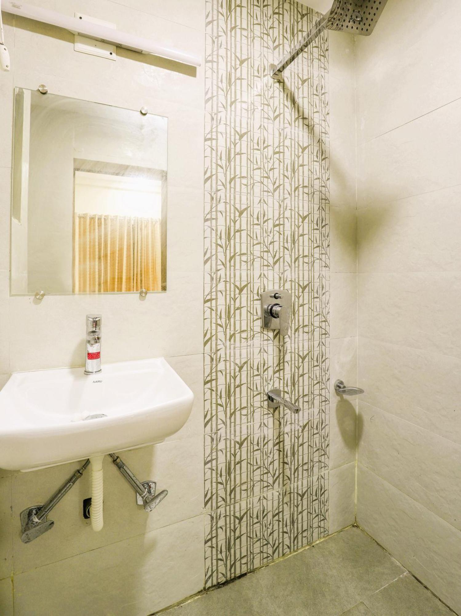 Stayguru Hotel Atithi 普杰 外观 照片