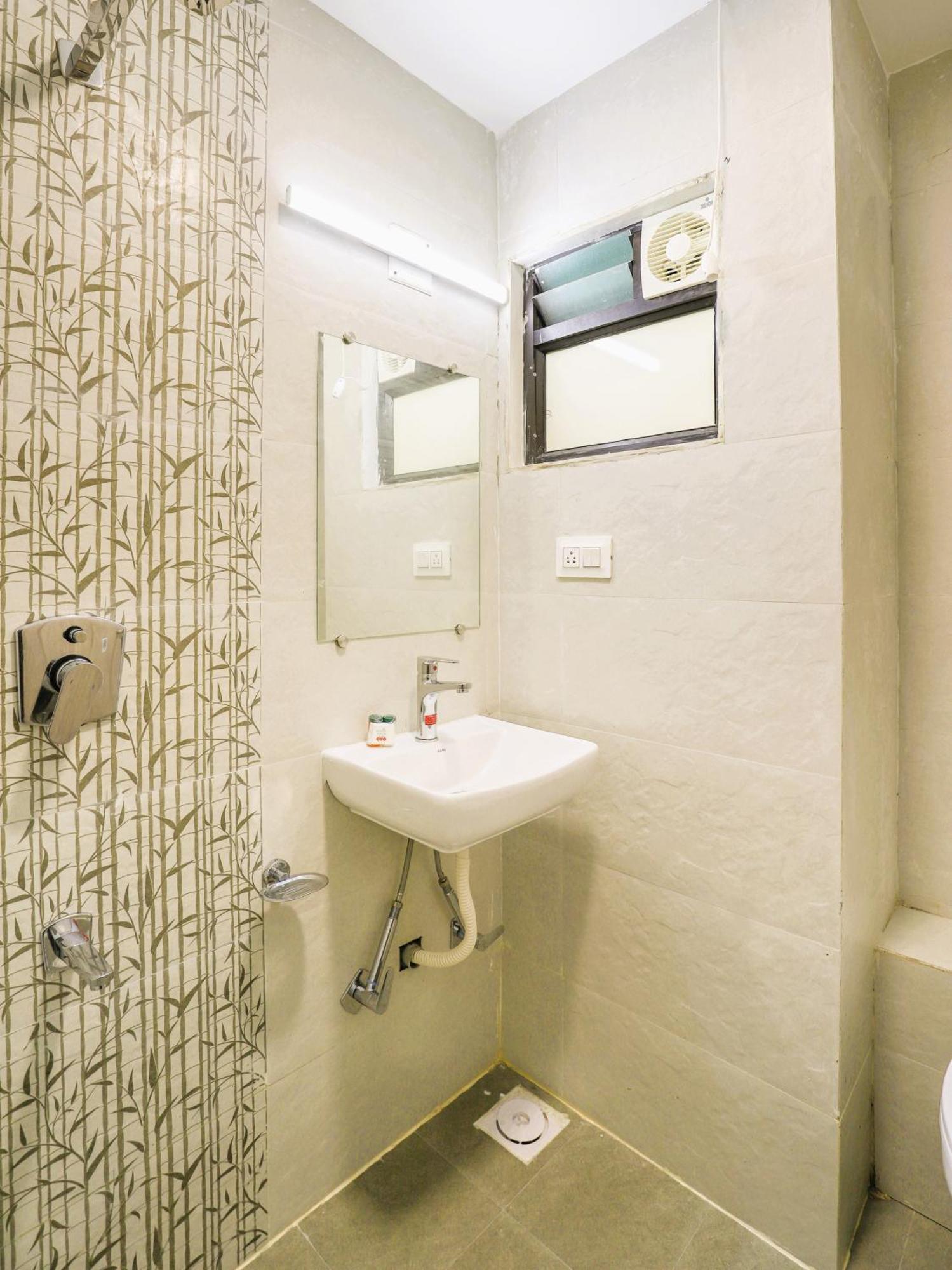 Stayguru Hotel Atithi 普杰 外观 照片