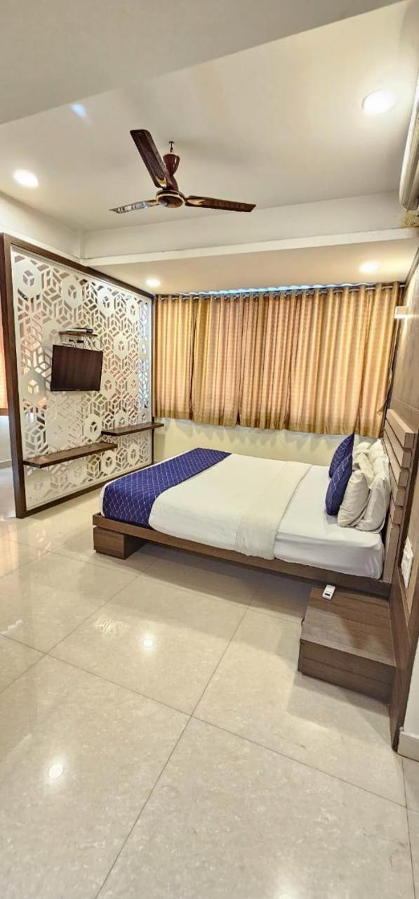 Stayguru Hotel Atithi 普杰 外观 照片