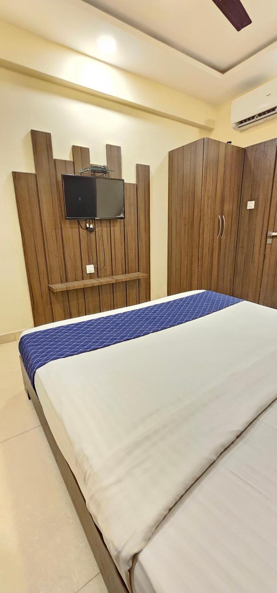Stayguru Hotel Atithi 普杰 外观 照片